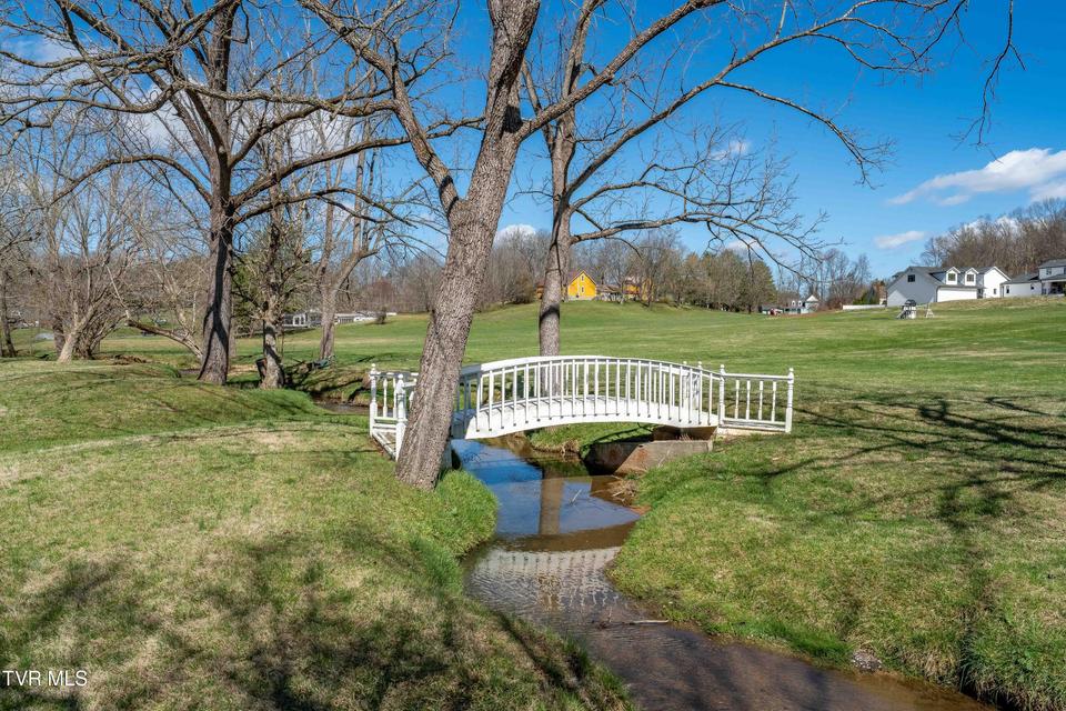 Photo #77: 746 Quail Hollow Drive