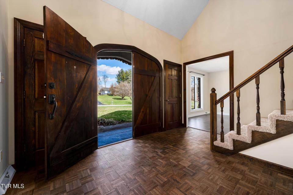 Photo #7: 746 Quail Hollow Drive