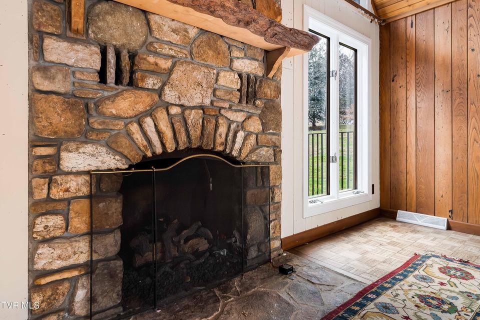 Photo #9: 746 Quail Hollow Drive