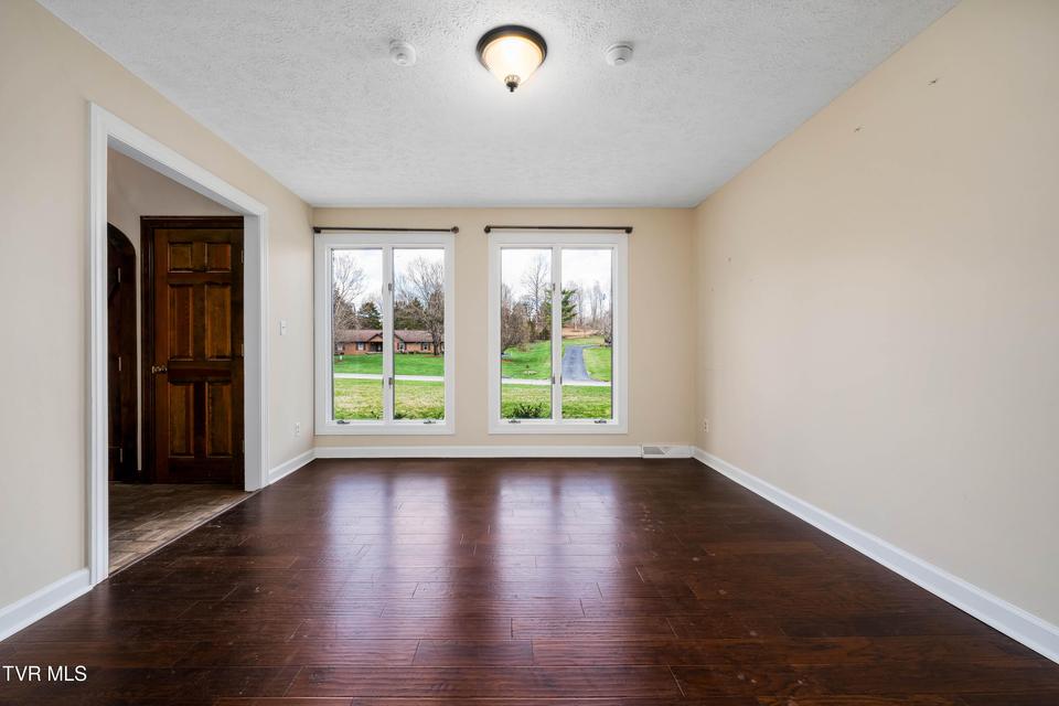 Photo #15: 746 Quail Hollow Drive