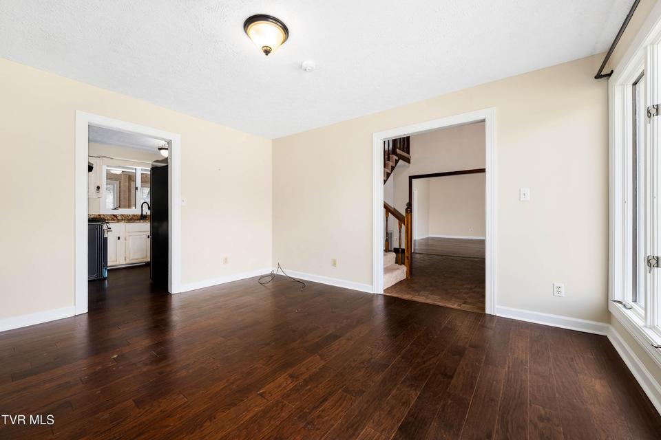 Photo #21: 746 Quail Hollow Drive