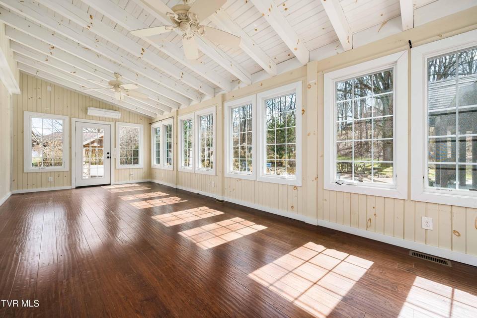 Photo #20: 746 Quail Hollow Drive