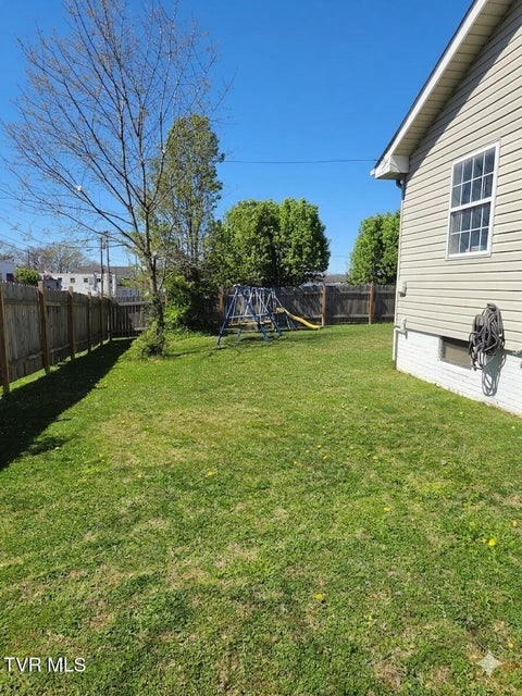 Photo #6: 2416 Nathan Street