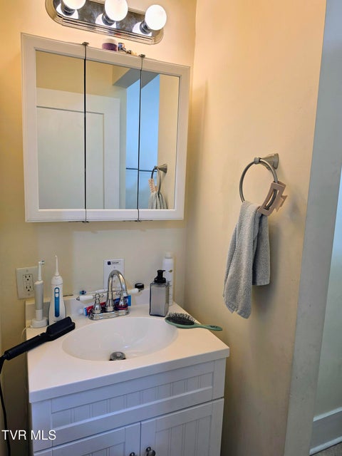 Photo #25: 2416 Nathan Street