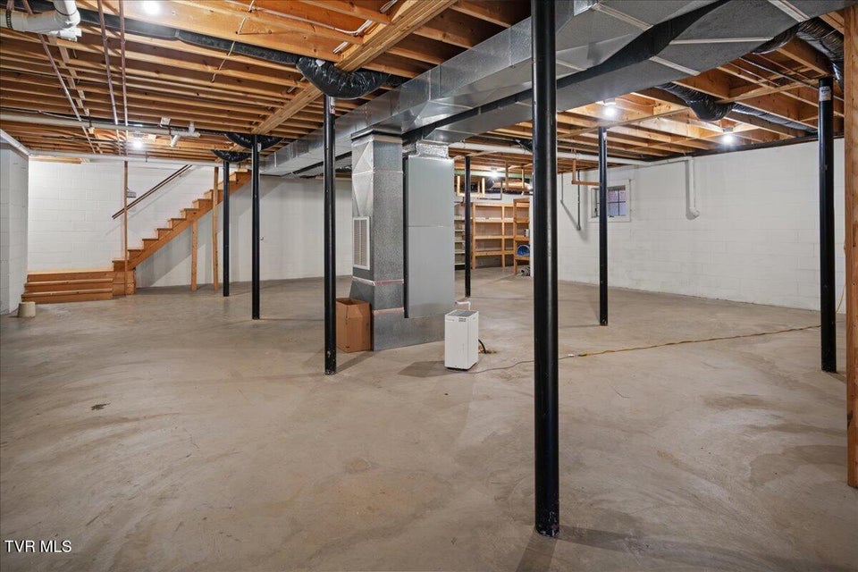 Photo #55: 185 Appian Way