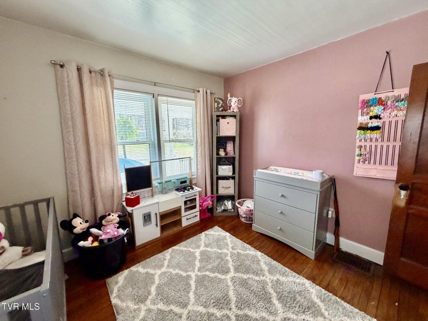 Photo #26: 723 Park Avenue