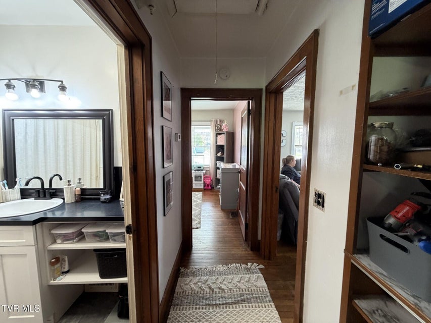 Photo #28: 723 Park Avenue