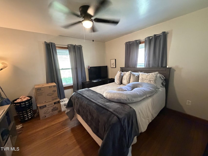 Photo #35: 723 Park Avenue