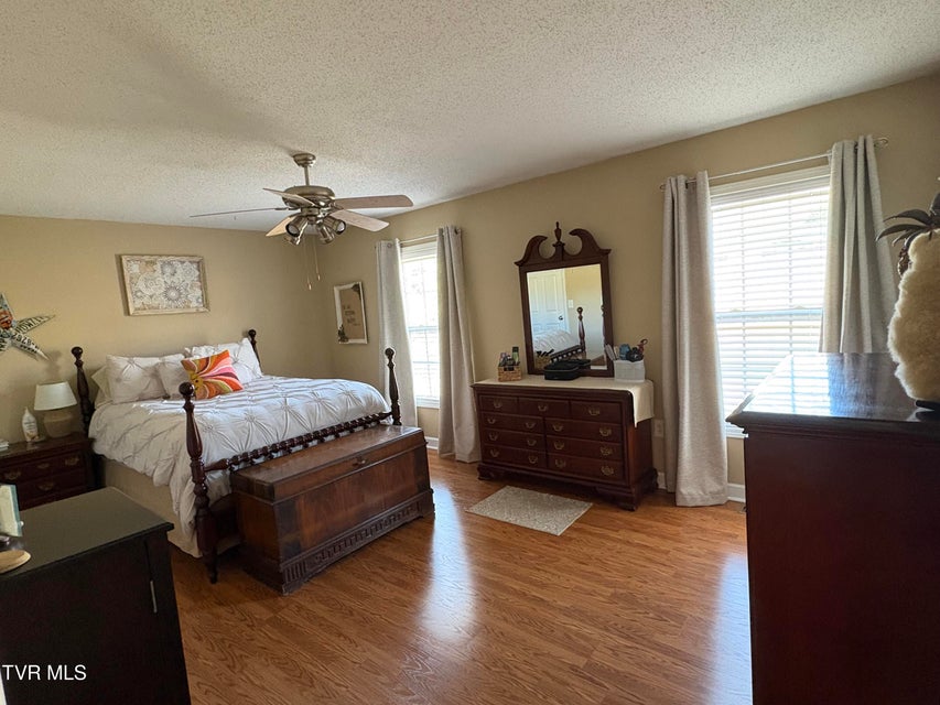 Photo #24: 2101 Cherokee Road