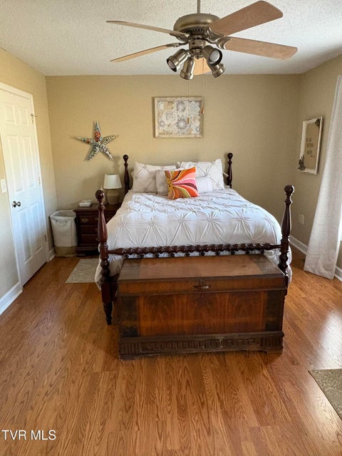 Photo #22: 2101 Cherokee Road