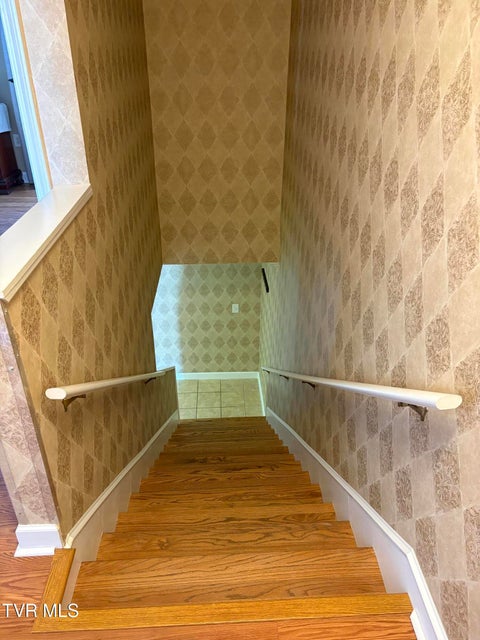 Photo #34: 2101 Cherokee Road