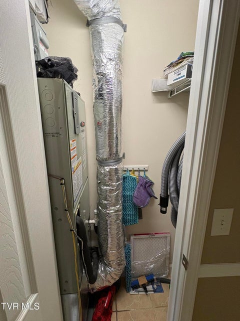 Photo #13: 2101 Cherokee Road