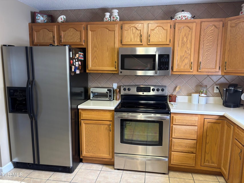 Photo #5: 2101 Cherokee Road