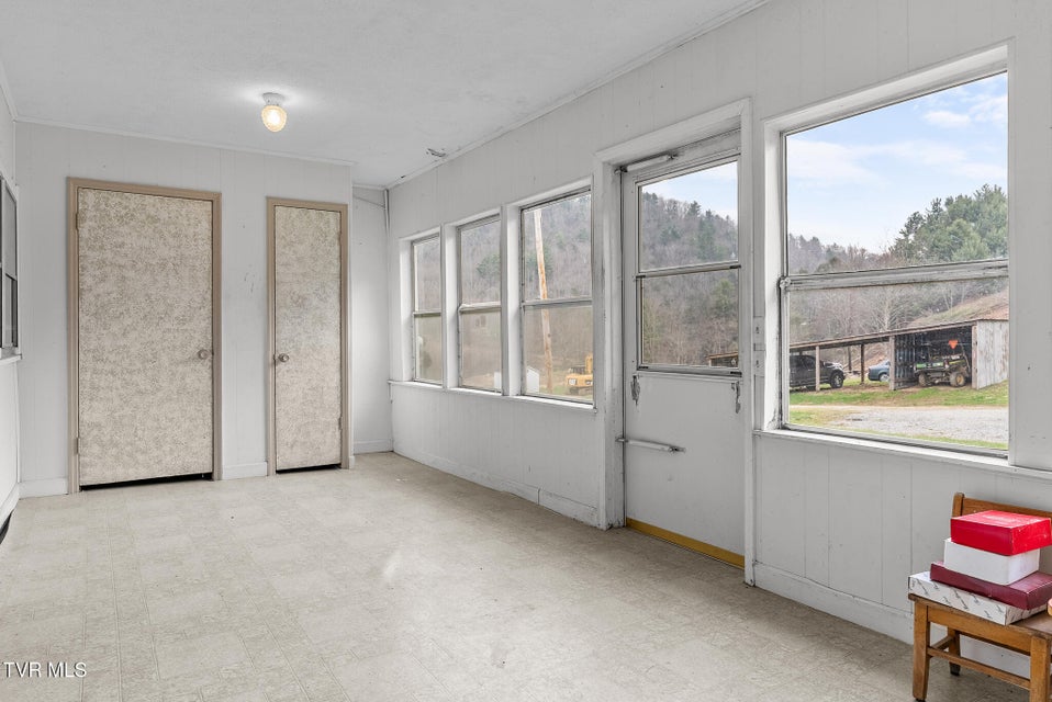 Photo #12: 4025 Fox Creek Road