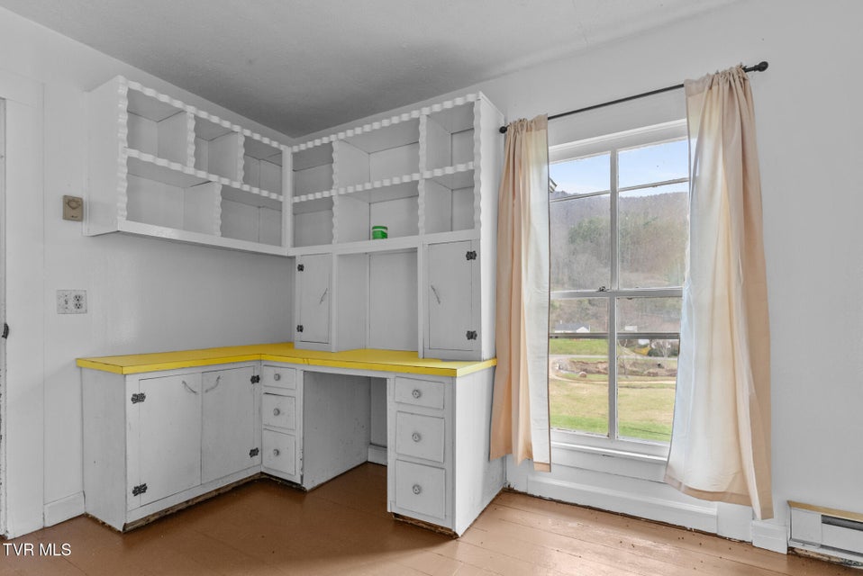 Photo #25: 4025 Fox Creek Road