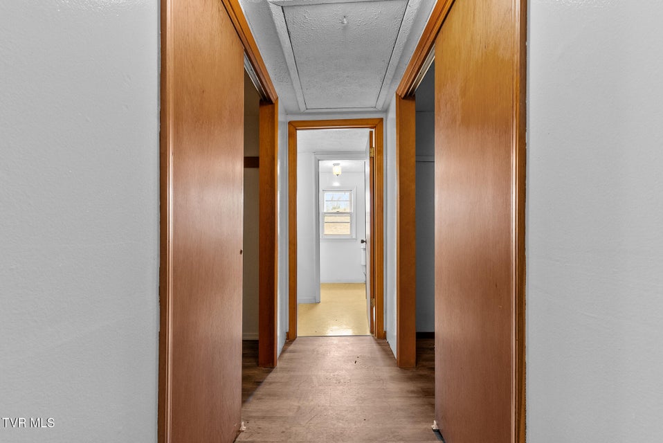 Photo #27: 4025 Fox Creek Road