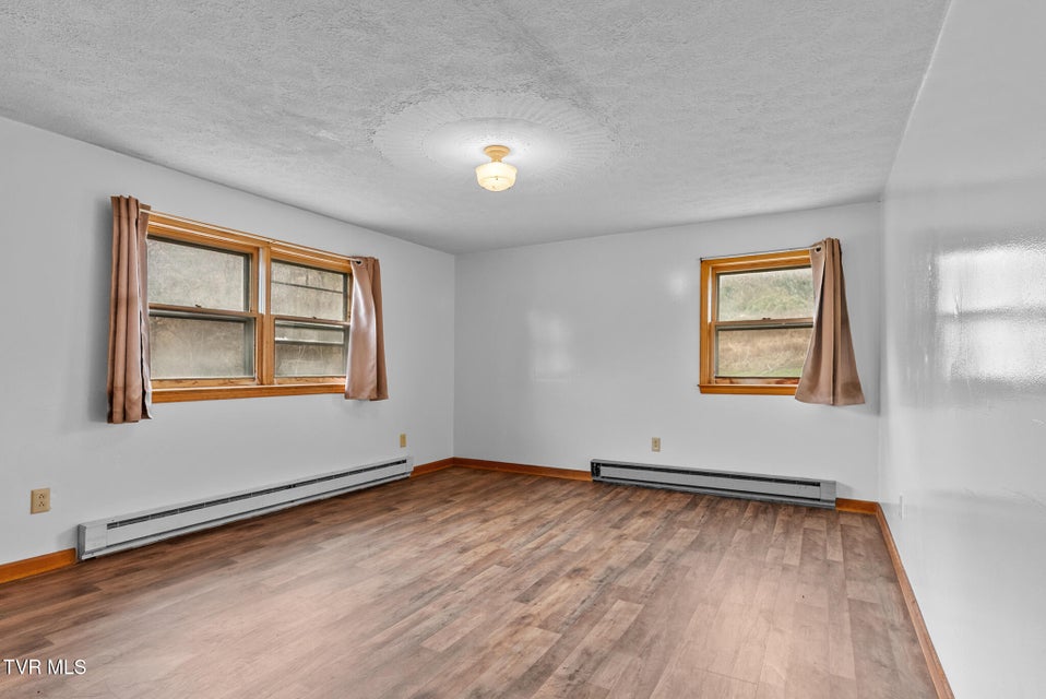 Photo #36: 4025 Fox Creek Road