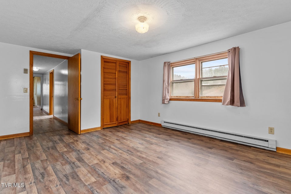 Photo #37: 4025 Fox Creek Road