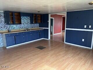 Photo #7: 476 Morelock Street