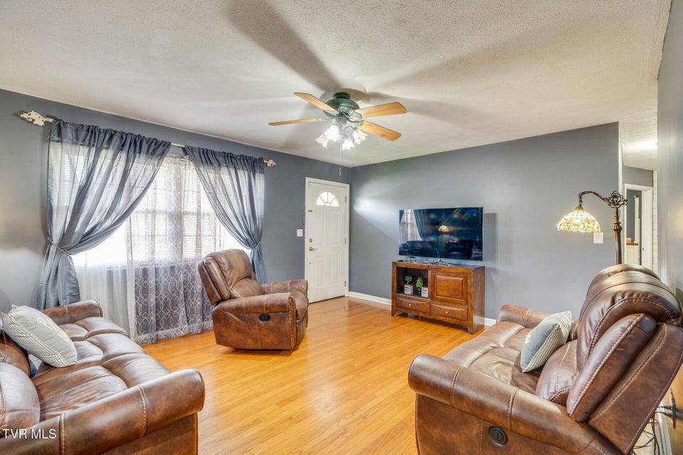 Photo #7: 1224 Mckinney Avenue