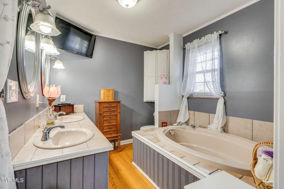 Photo #14: 1224 Mckinney Avenue