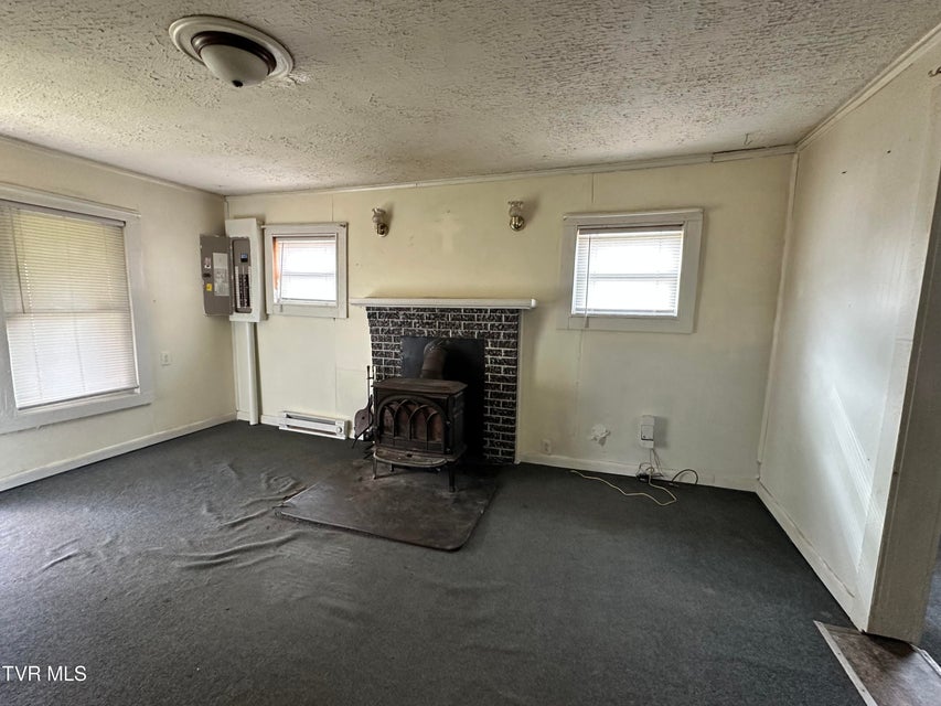 Photo #4: 702 Speedwell Road