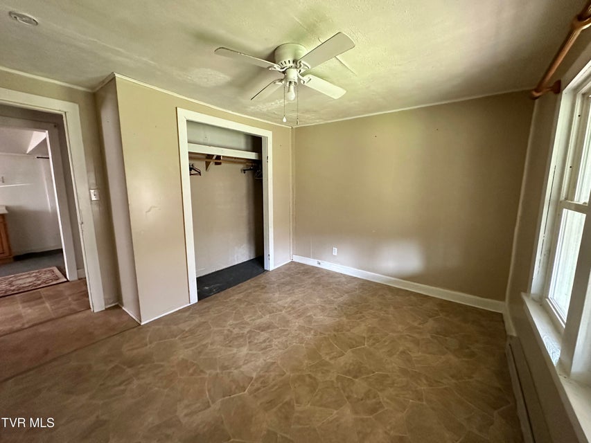 Photo #11: 702 Speedwell Road