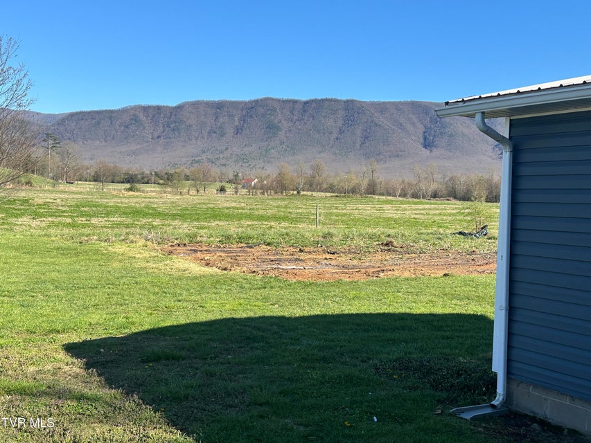 Photo #41: 1173 Camp Creek Road