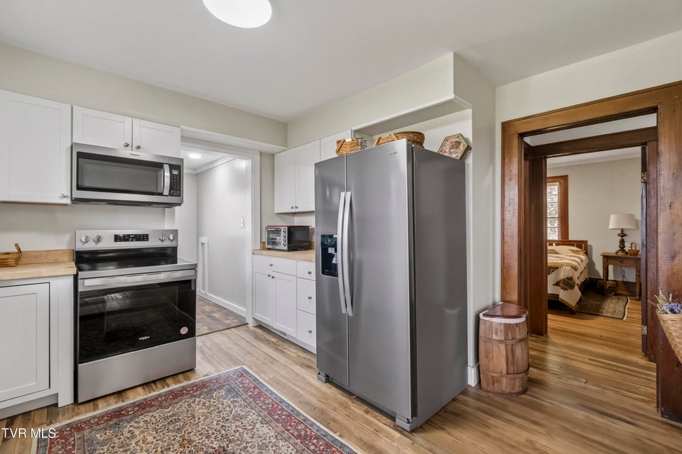 Photo #19: 740 Fishpond Road