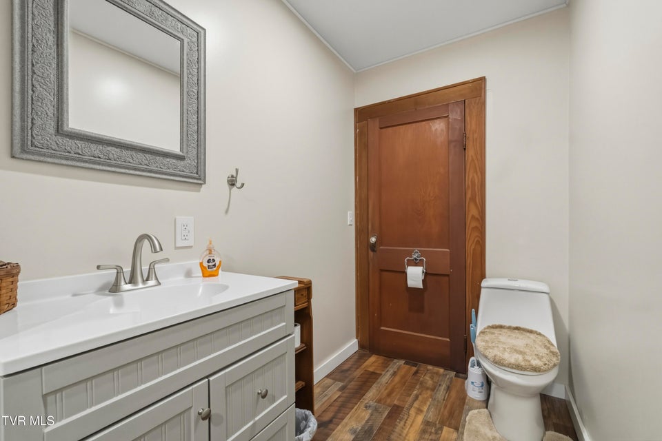 Photo #29: 740 Fishpond Road