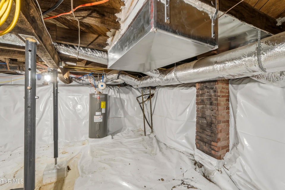 Photo #32: 740 Fishpond Road