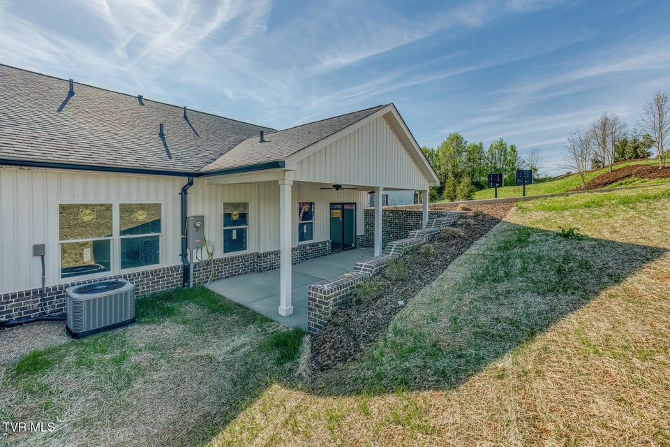 Photo #36: 106 Klm Drive