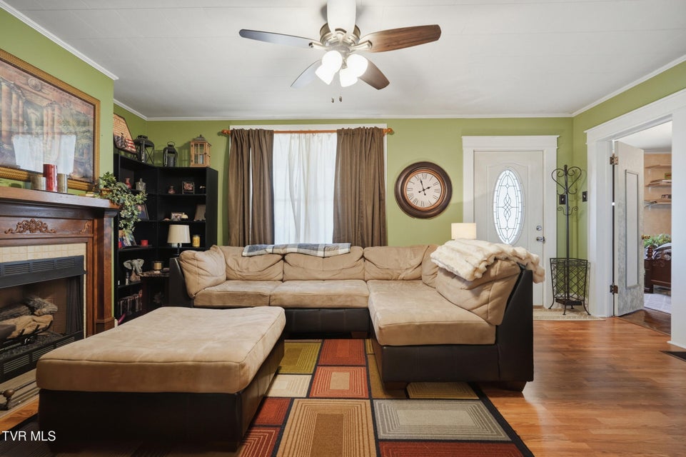 Photo #6: 418 Opekiska Street