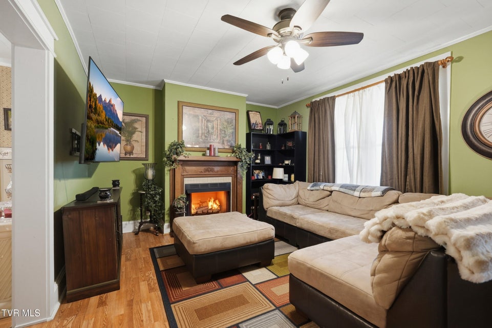 Photo #8: 418 Opekiska Street