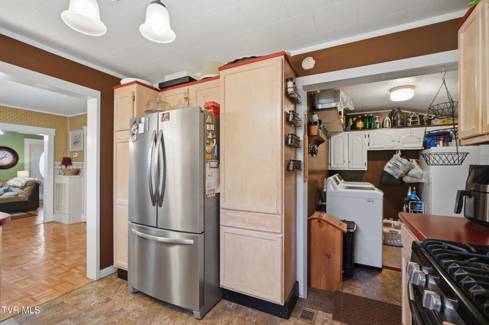 Photo #14: 418 Opekiska Street