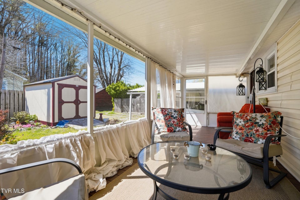 Photo #28: 418 Opekiska Street