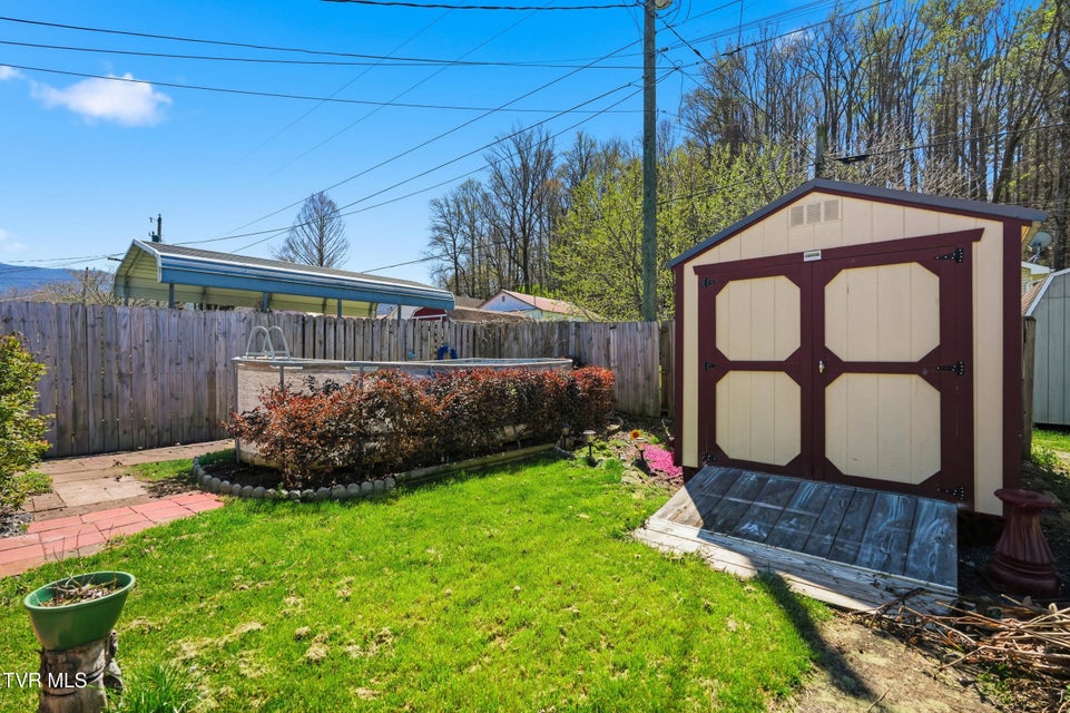 Photo #31: 418 Opekiska Street