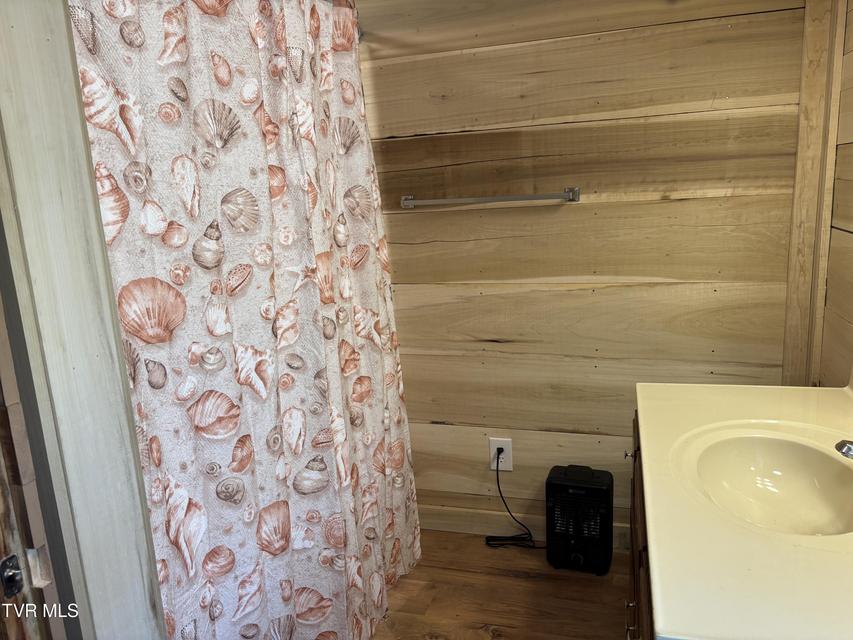 Photo #27: 202 Greer Branch Road