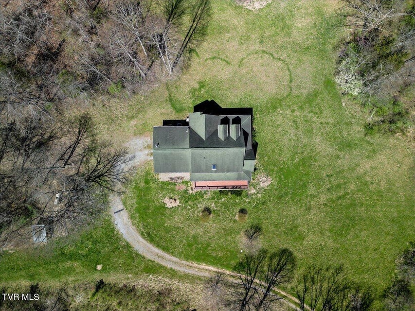 Photo #6: 245 Cliff Lane