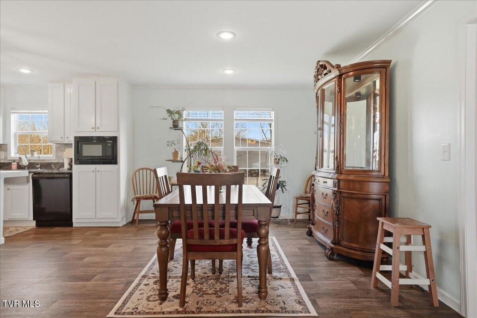 Photo #12: 170 Creek View Way