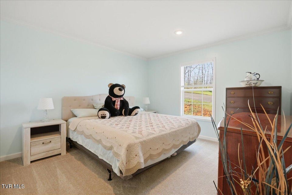 Photo #17: 170 Creek View Way