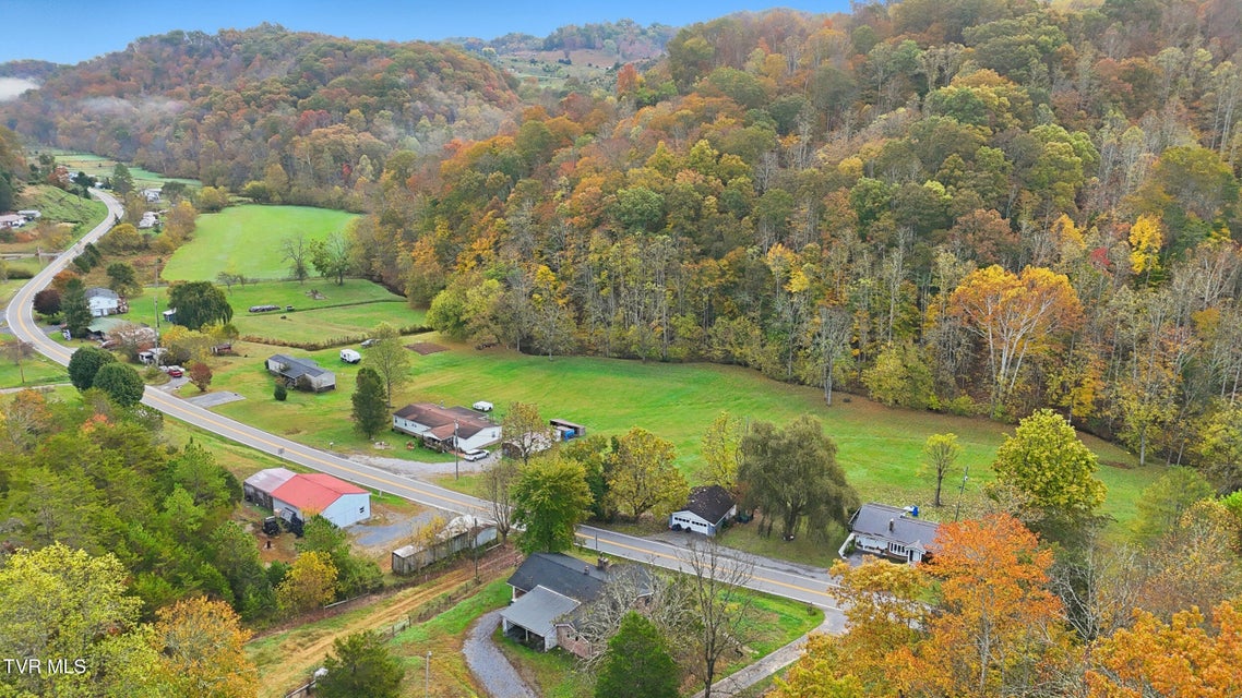 Photo #35: 4849 Sinking Creek Highway