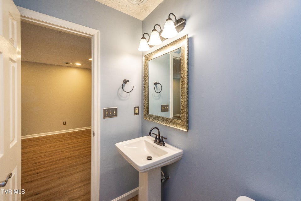 Photo #12: 263 Willowbend Place