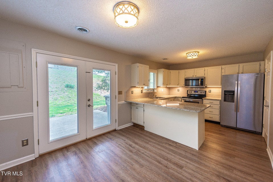 Photo #16: 263 Willowbend Place