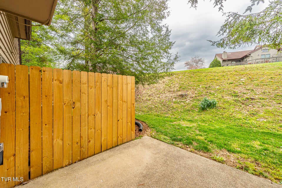 Photo #22: 263 Willowbend Place