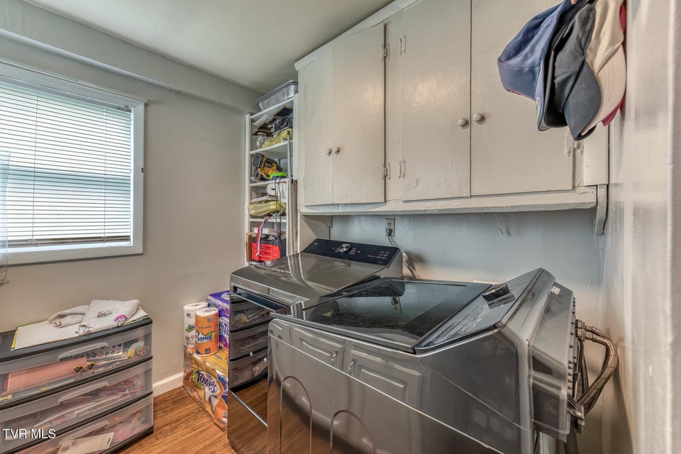 Photo #8: 440 Love Street