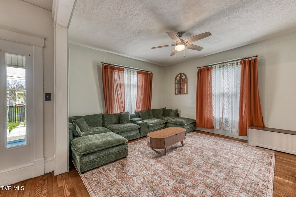 Photo #13: 440 Love Street