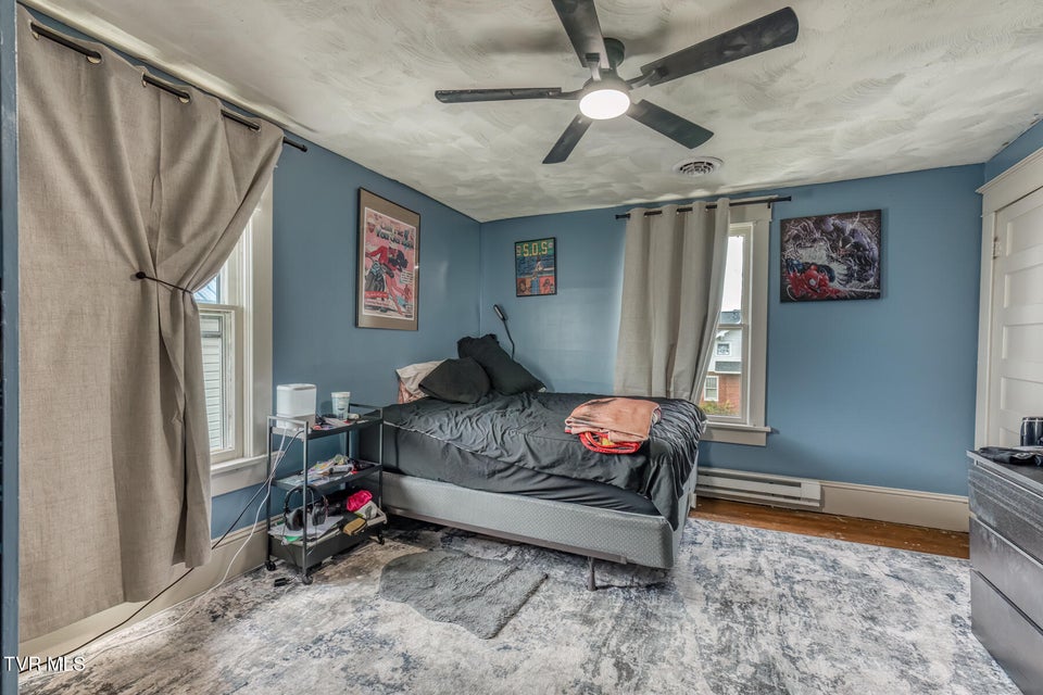 Photo #21: 440 Love Street