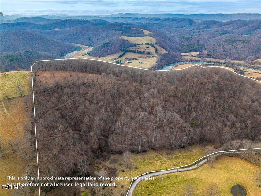 Photo #4: 185 Manning Road