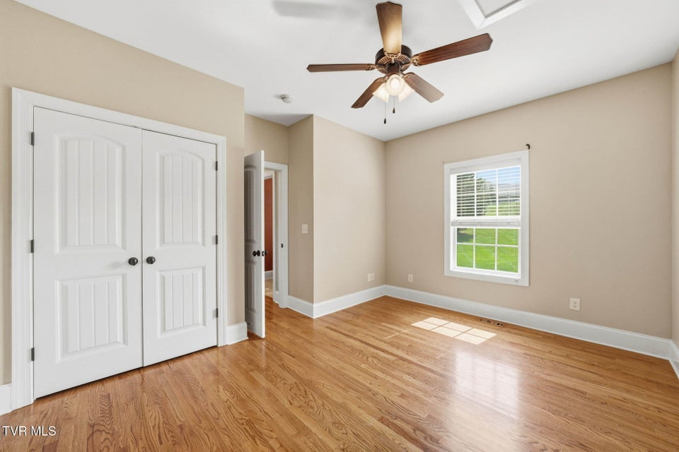 Photo #16: 177 Sunset Meadows Court